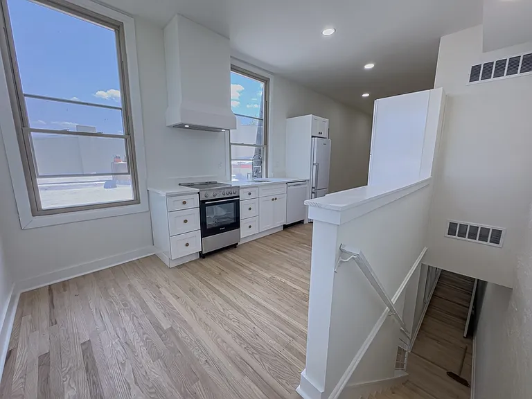 2013 Green St #3R — Photo 14