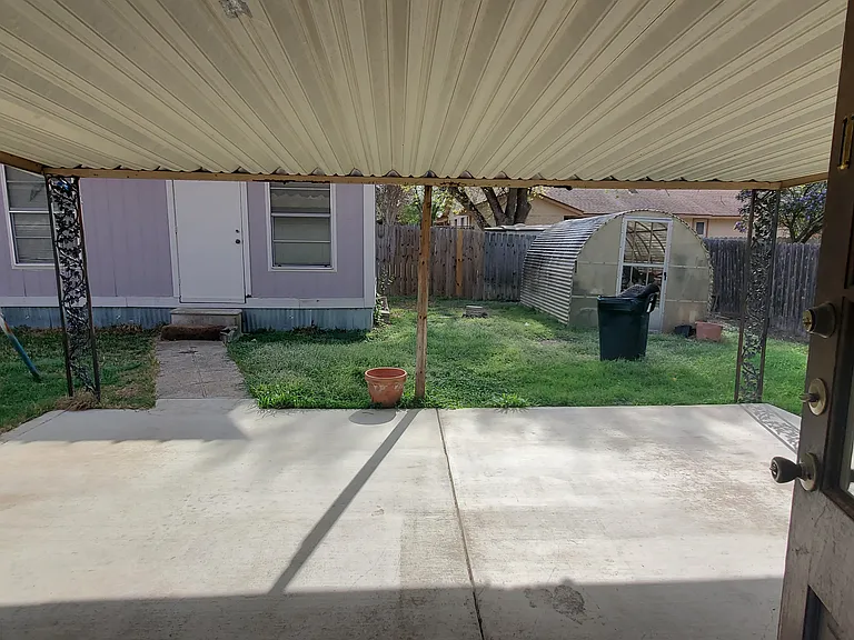 14219 Brook Hollow Blvd — Photo 26