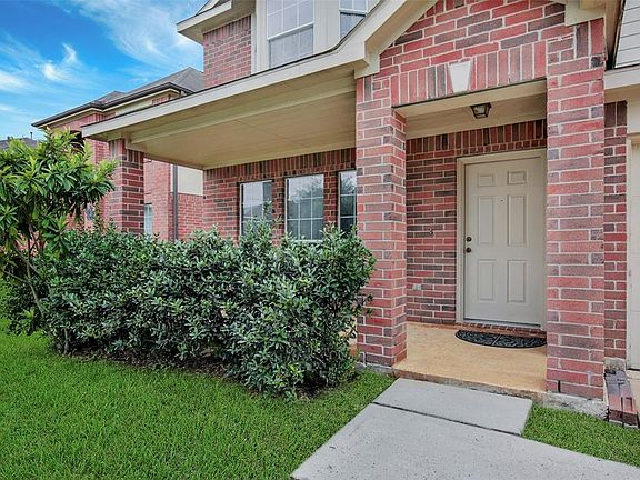 2nd image of 12231 Scarlet River Dr