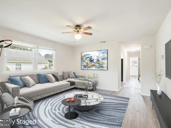 53 Sunset Rd #B, Manchester Township, NJ 08759