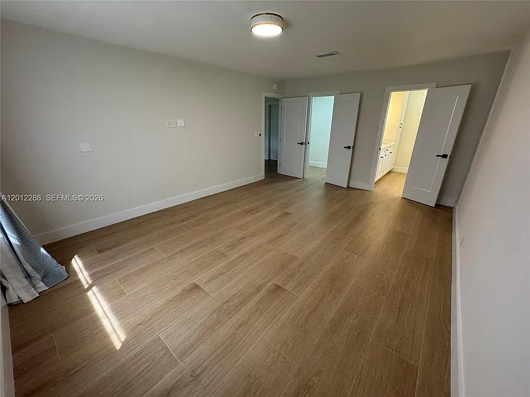 9234 Southampton Pl — Photo 7