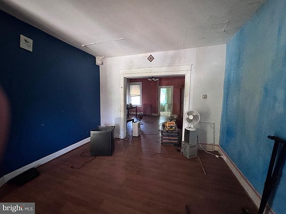 2nd image of 802 Unetta Ave