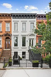 467 Lexington Avenue in Bedford-Stuyvesant