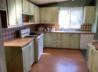 1320 Hollister Rd, Pinon Hills, CA 92372