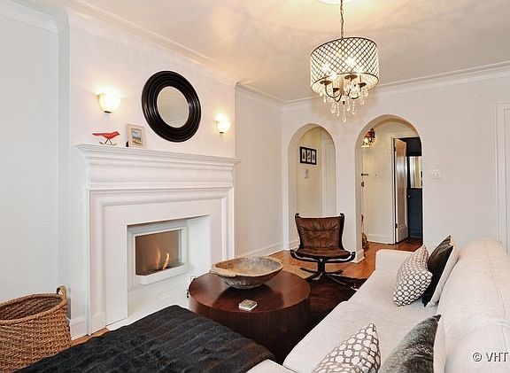 2nd image of 1726 W Estes Ave APT 2N