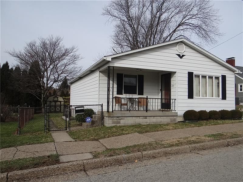 1st image of 815 N 1st St