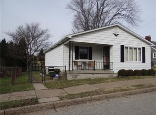 815 N 1st St, Jeannette, PA 15644