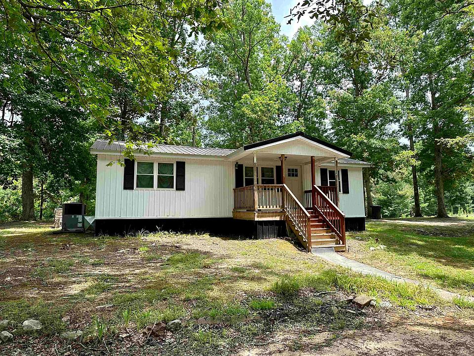 1st image of 965 Sparks Ln