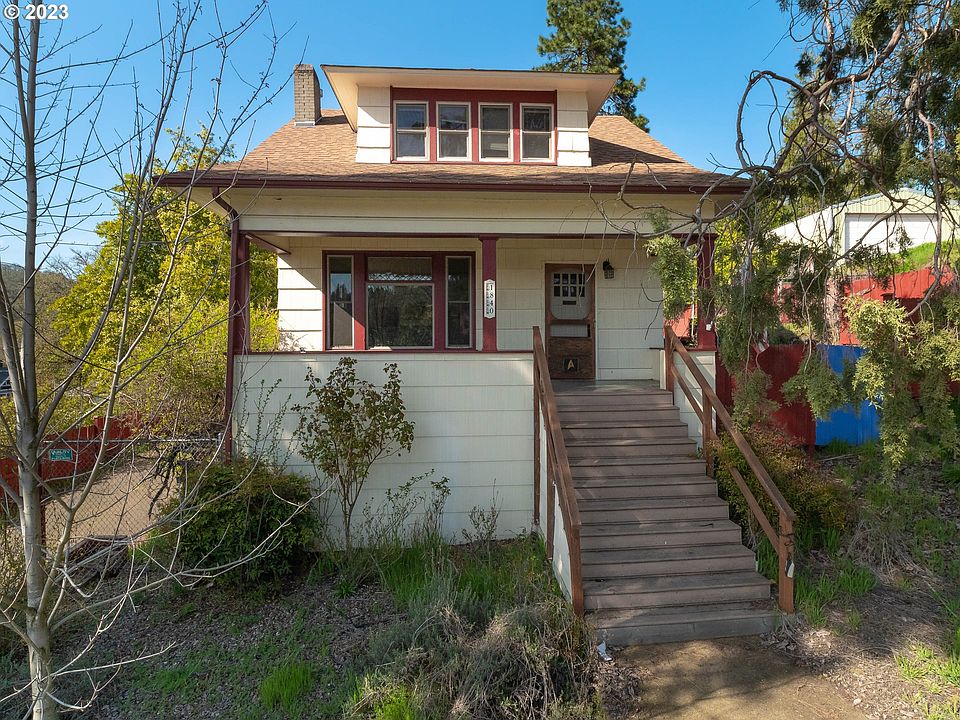 1840 NE Commercial Ave, Roseburg, OR 97470 MLS 23463907 Zillow