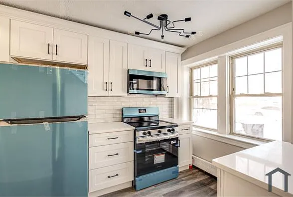 3209 Archwood Ave — Photo 8