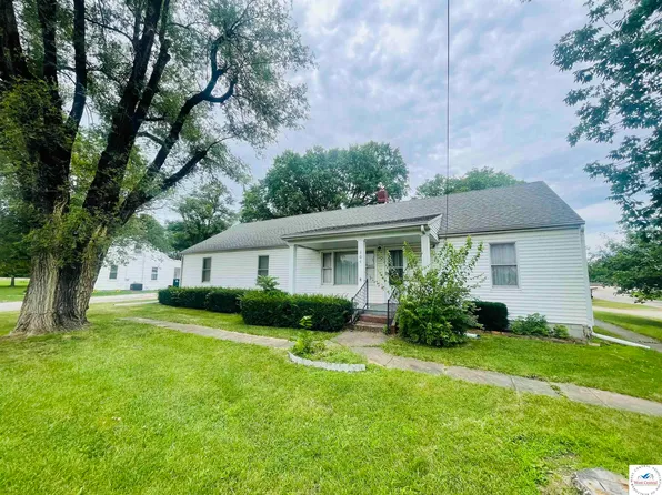 304 W 2nd St, Montrose, MO 64770