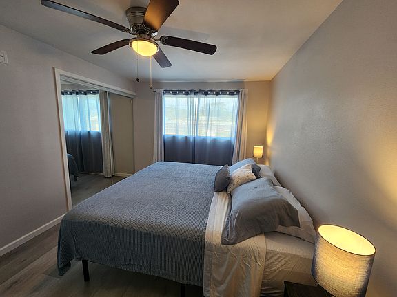 3rd image of 485 Waianuenue Ave APT 233