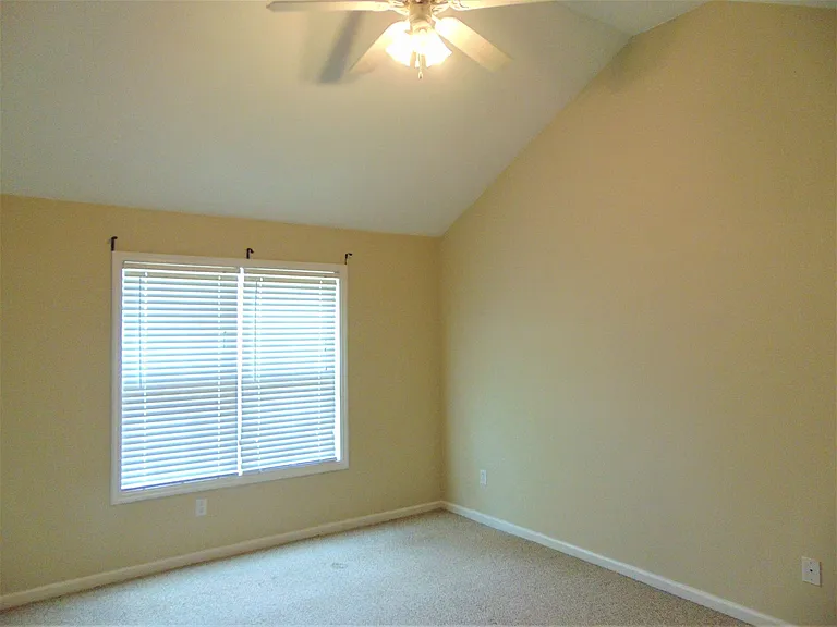 449 Northrop Pl — Photo 6