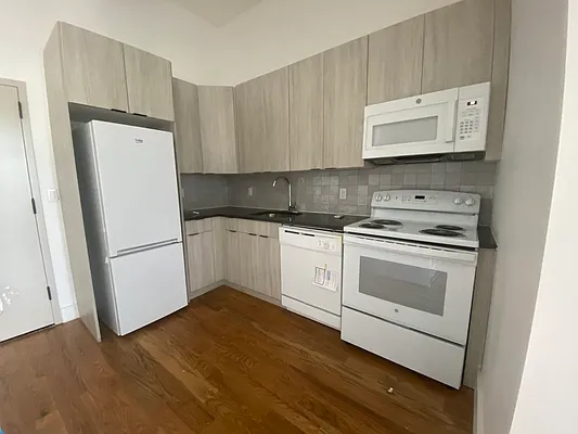 Rented by Compass | media 5