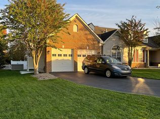 8 Belle Isle Dr, Ocean View, DE 19970