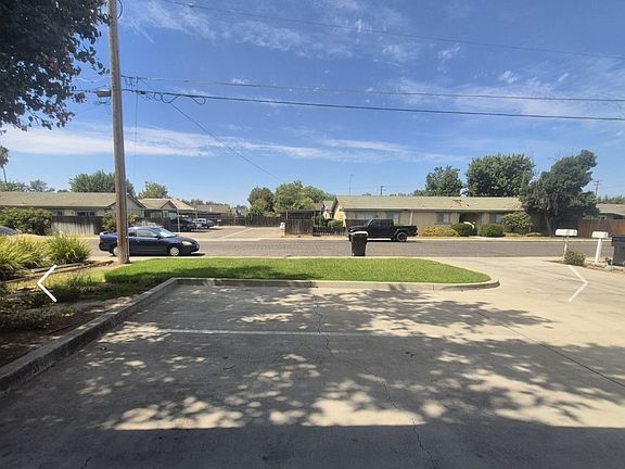 4th image of 2051 Carter Way #2051