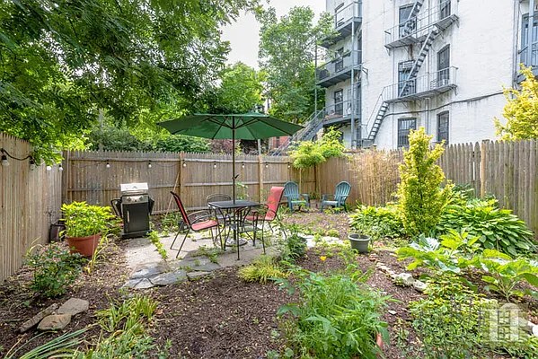 Rented by Halstead Real Estate | media 29