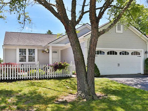 2nd image of 5121 Hidden View Dr