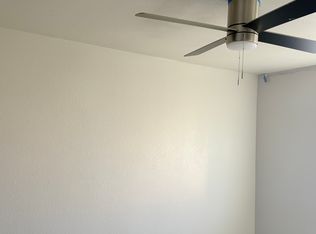 1081 Stonegate Cove Dr, Porterville, CA 93257