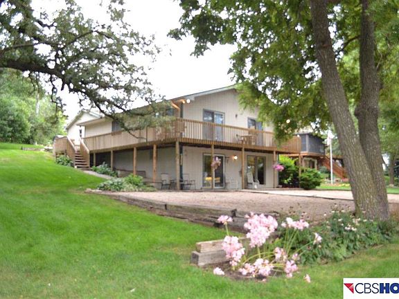 3rd image of 9614 Clubhouse Cir