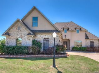 518 J R Dr, Bossier City, LA 71112