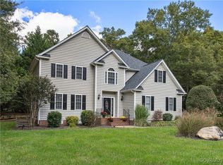 5902 Fox Crest Ct, Midlothian, VA 23112