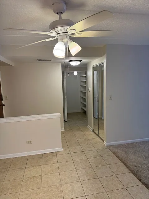 2 bed, 1200 sqft, $1,950 — Photo 4