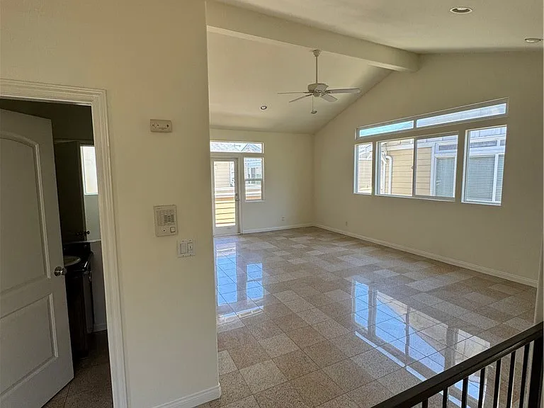 942 Sartori Ave — Photo 7