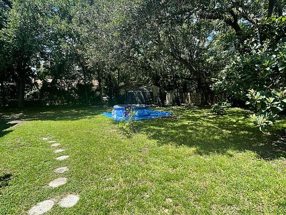 5th image of 1592 Selma Ave