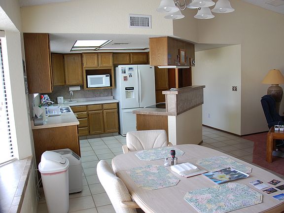 3rd image of 3335 Yaqui Dr
