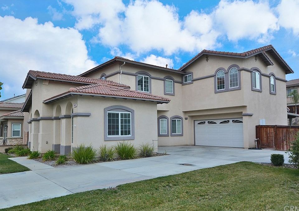 1st image of 10483 Monterey Ct