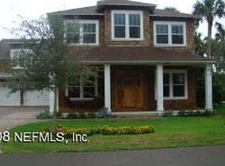 329 11th St, Atlantic Beach, FL 32233