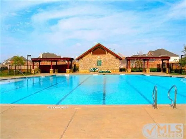 4225 Bonita Dr — Photo 24