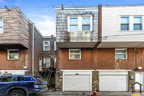 3 bed, $1,610 — Photo 2