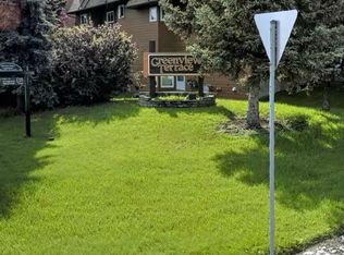 5979 40th Ave NW, Edmonton, AB T6L3P6