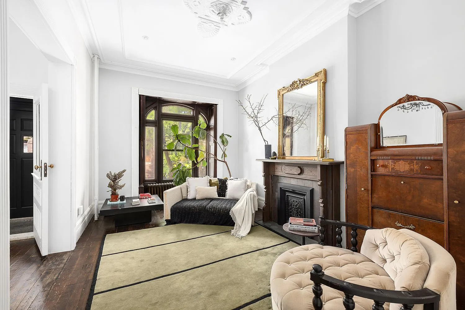 82 Chauncey Street — Photo 1
