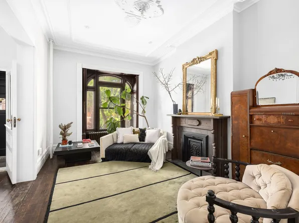 82 Chauncey Street image 1 of 13
