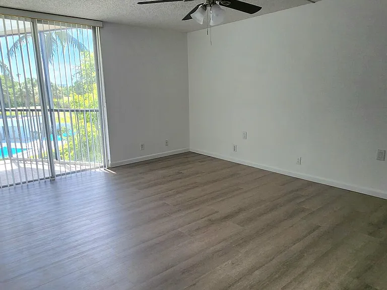 6500 NW 2nd Ave #311 — Photo 22