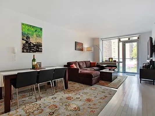 Rented by Corcoran | media 26