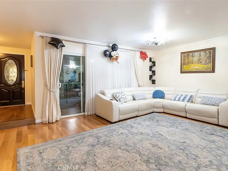 9551 Via Ricardo — Photo 3