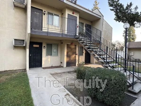 1414 W Elowin Ave, Visalia, CA 93291