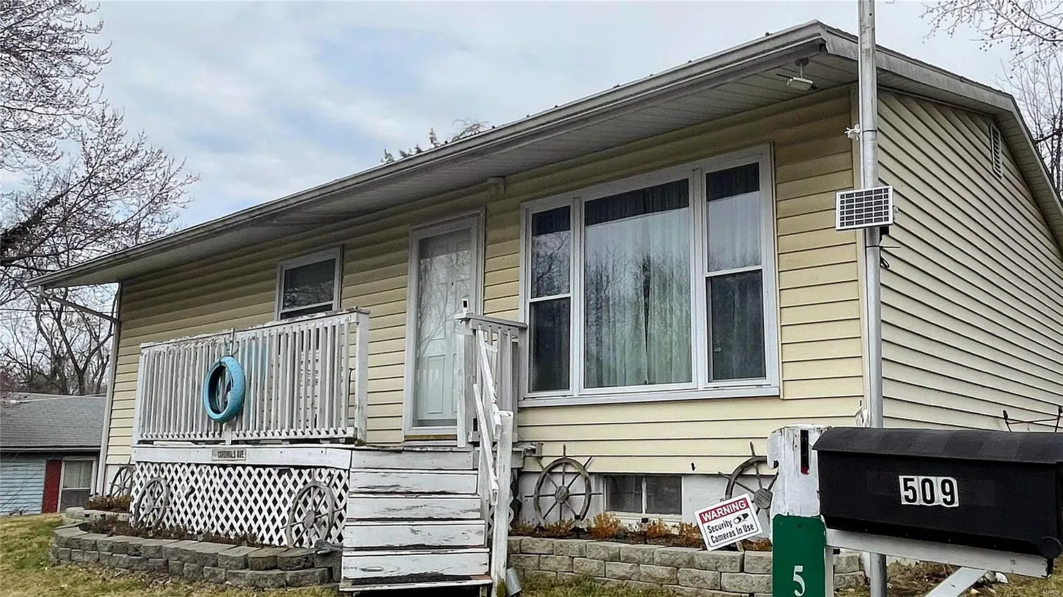 509 Condit Ave photo 1