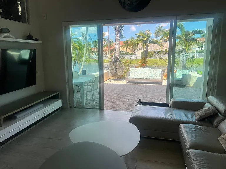 1130 Spyglass — Photo 17