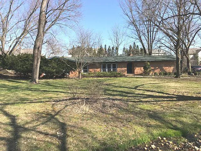 1016 Beau Brummel Dr photo 1