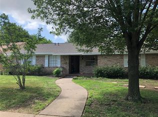 330 Van Rowe Ave, Duncanville, TX 75116