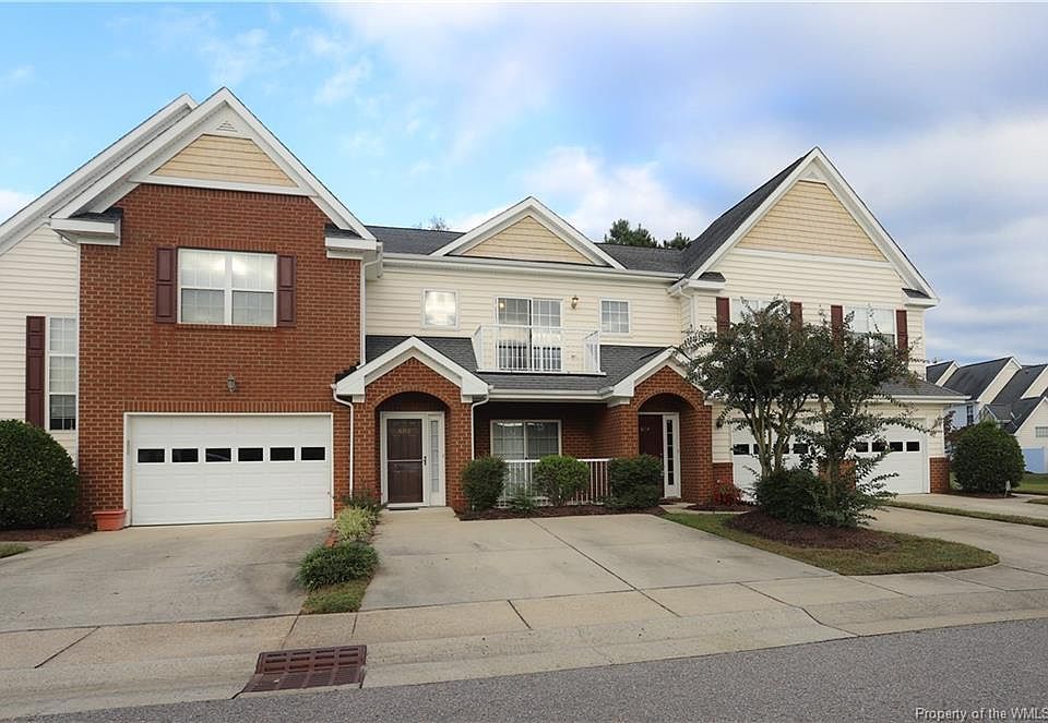 1st image of 604 Rustads Cir #604