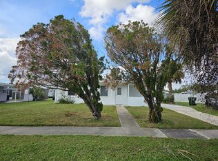 6233 S Biscayne Dr, North Port, FL 34287
