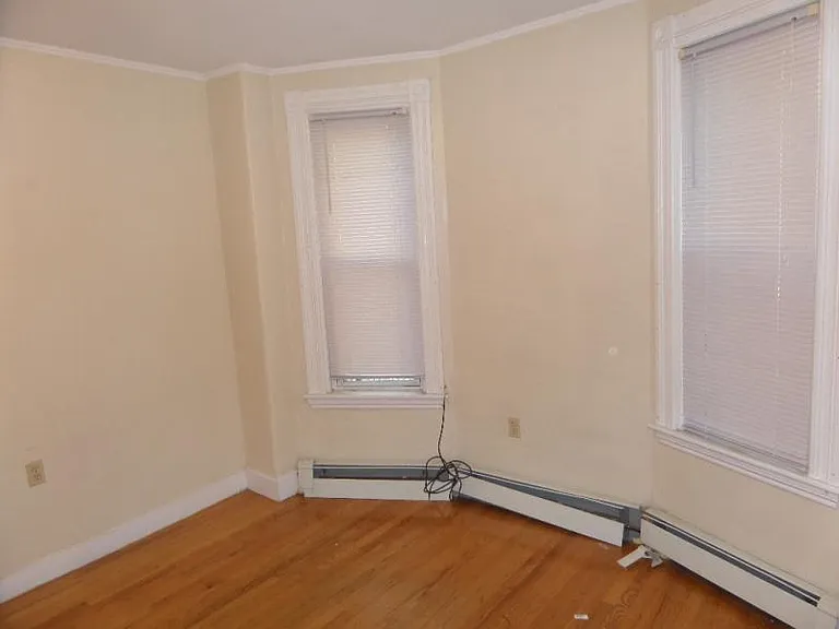 52 Norfolk St — Photo 8
