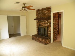 1005 Eastview Dr, Jacksonville, AR 72076