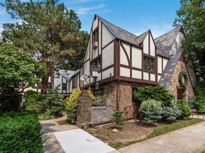 16407 32nd Ave, Flushing, NY, 11358